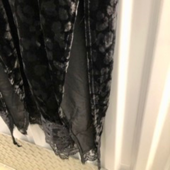 ZARA Velvet Animal Print Dress, M, NWT - Picture 8 of 13